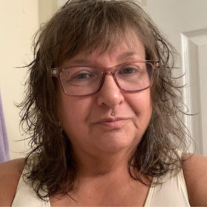 Meet your Posher, Valerie